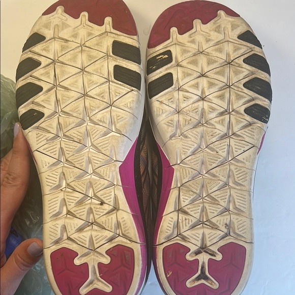 Nike Women's Multicolor Training Sneakers Shoes Size 9.5 - Picture 6 of 9